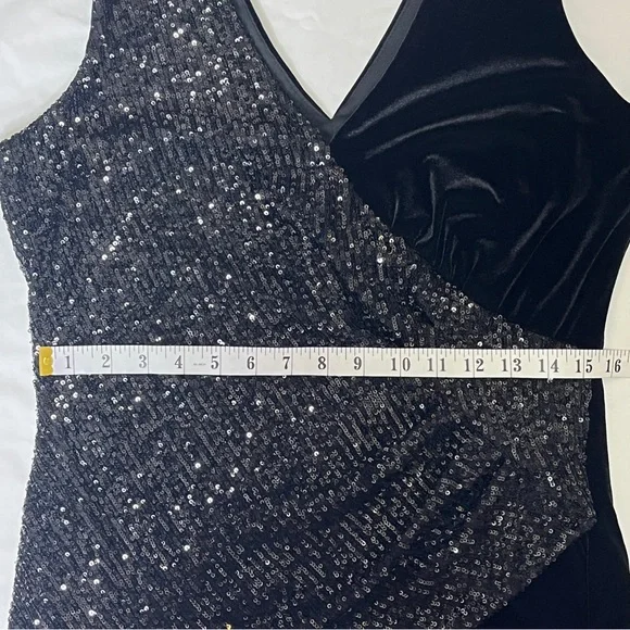 Bailey 44 Eva Sequin Velvet Surplice Wrap Tank Top Large Black Sparkly Sexy - Picture 13 of 16